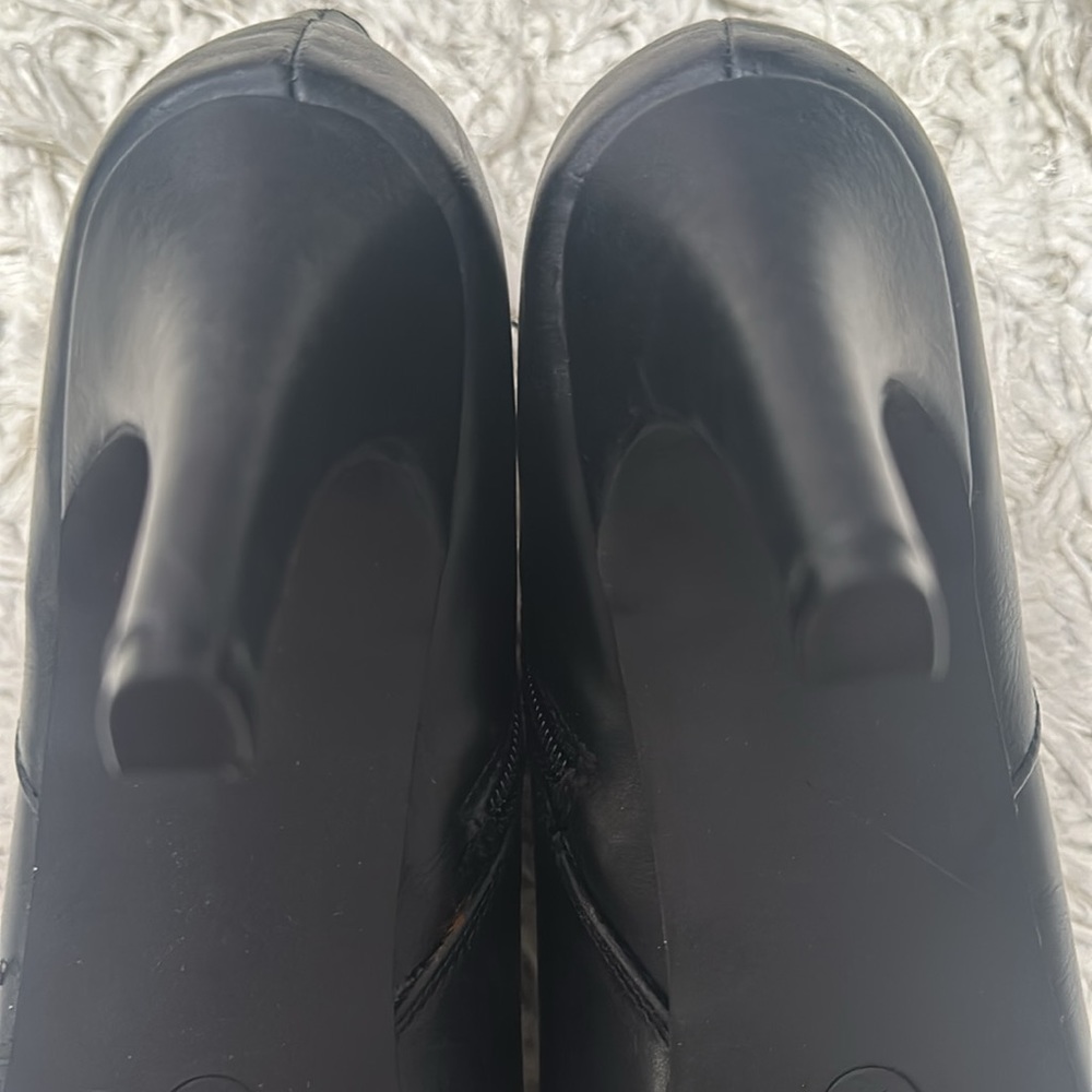 NWOT MOSSIMO ANKLE BOOTS - Picture 8 of 9